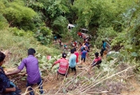 চট্টগ্রামে যাত্রীবাহী বাস ২শত ফুট নিচে খাদে, নিহত ১০
