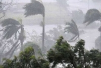 কক্সবাজার-চট্টগ্রাম উপকূল অতিক্রম করছে ঘূর্ণিঝড় ‘মোরা’