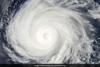 খাবার ও পানির সংকটে বিপর্যস্ত সেন্টমার্টিন দ্বীপ