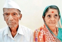 কোটি কোটি টাকার সম্পদ সন্তানদের দিয়েও ভিক্ষা করেন ৭৫ বছর বয়সী মা-বাবা!