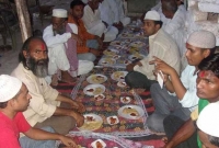 যেখানে রমজান মাসে মুসলিমদের দেখে অনুপ্রাণিত হয়ে রোজা রাখে হিন্দুরাও