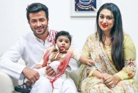 শাকিব খানকে নিয়ে অপু বিশ্বাসের নতুন সিদ্ধান্ত