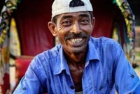 ৮ বছর আগে আত্মহত্যা করতে দেননি যে মেয়েটাকে, সেই আজ তাকে বাঁচাল!