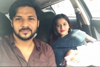 মেয়েকে নিয়ে বাড়ি ফেরার পথে নিরব জানালেন ‘সেকি অনুভূতি’