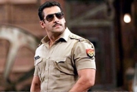 মারাত্মক অর্থ কষ্টে কেটেছে সালমানের শৈশব