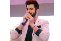 কোন মহিলা বসের কাছে বাধ্য থাকেন জিৎ ?