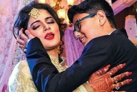 ছেলের সঙ্গে শ্রাবন্তীর ছবি ভাইরাল