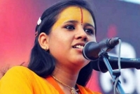 গরুর মাংস খেলে প্রকাশ্যে ফাঁসি দেওয়া উচিত: সন্ন্যাসিনী সরস্বতী