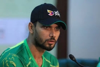 খেটে খাওয়া মানুষদের কথা স্মরণ করে যা বললেন মাশরাফি