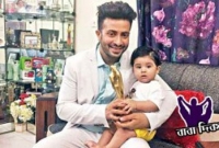 ছেলে আব্রাহামের জন্য তড়িঘড়ি করে সুইজারল্যান্ড থেকে ফিরছেন শাকিব খান