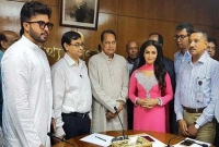 নবাব ও বস-টু মুক্তি না দিলে ঈদে হল বন্ধের হুমকি