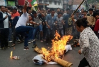 ‘আমরা বাঙালি নই, আমাদের কেন স্কুলে বাংলা শিখতে হবে’