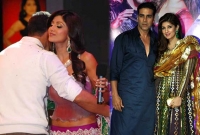 যে কারণে শিল্পা শেঠিকে ছেড়ে টুইংকেলকে বিয়ে করলেন অক্ষয় কুমার