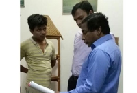 ভক্তকে সহশিল্পী করলেন মোশাররফ করিম