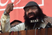 ‘আন্তর্জাতিক জঙ্গি’নেতার পাশে দাঁড়ালো পাকিস্তান