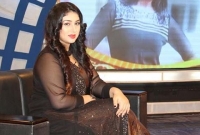 অস্ফুটস্বরে নিজের দুঃখের কথা জানালেন অপু বিশ্বাস