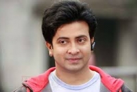  ‘বিস্ময়কর! এত্তো মানুষ হলে এসে সিনামা দেখতে চায়? এত্তো দর্শক!'