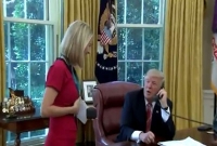 সুন্দরী এক নারী সাংবাদিককে ডেকে একি বললেন ট্রাম্প! বিশ্বজুড়ে  ভাইরাল ভিডিও