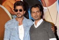 ৫০০ কোটির দুর্নীতি মামলায় নাম জড়াল শাহরুখ খান ও নওয়াজের!