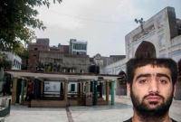 রমজানে মসজিদের ভেতর এ কি করলেন যুবক!