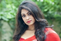 'রাজপথে আছি' নিয়ে হাজির হবেন পপি