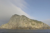 যে দ্বীপে মেয়েদের পা রাখা নিষেধ