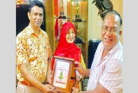  শাবানা আপা নিজ হাতে রান্না করে খাওয়ালেন : গুলজার  