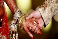  সত্তর পার করা প্রেমিকাকে বিয়ে করে বসল ষোলো বছরের কিশোর!