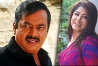  ডিপজলের বাড়িতে চিত্রনায়িকা মৌসুমী