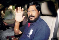 ভারতে সবার গরুর মাংস খাওয়ার অধিকার আছে: মোদি সরকারের মন্ত্রী