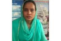 তিনবারের বিয়েতেও কমেনি ভালোবাসা, অতঃপর অনশন যুবতীর