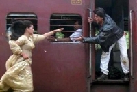  ট্রেনের পাশে দৌঁড়ানো পছন্দ করেন না শাহরুখ খান