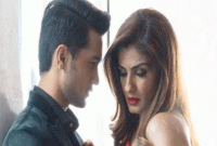 অভিনয়ে রবিনা কে চুমু খেতে গিয়ে হাত পা কেঁপে গেল এই তরুণ অভিনেতার