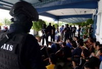 মালয়েশিয়ায় অবৈধ বাংলাদেশিরা বৈধ হতে পারবেন