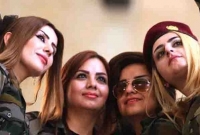  সুন্দরীদের সঙ্গে মেলামেশার উপর নিষেধাজ্ঞা জারি!