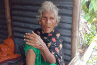 একশ’ বছরেও ভাগ্যে জুটেনি প্রতিবন্ধি ভাতা ভিজিডি কার্ড