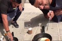 দুবাইয়ের রাস্তায় যে অবাক কাণ্ড ঘটালেন যুবক