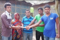 জিপিএ-৫  পাওয়া এতিম শাকিবের পাশে দাঁড়ালেন শাহীন