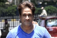 মাত্র ৪৩ বছর বয়সেই মারা গেলেন এই বলিউড অভিনেতা