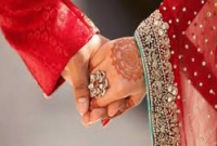 পরকীয়া প্রেমে একে অপরের বউ বদলের চাঞ্চল্যকর ঘটনা!