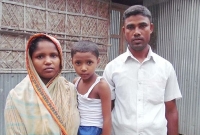 ৩ লক্ষ টাকাতে বাঁচাতে পারে সাদিয়ার জীবন