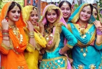 এই গ্রামের মেয়েদের কেন বিয়ে হচ্ছে না? কারণ জানলে অবাক হবেন!