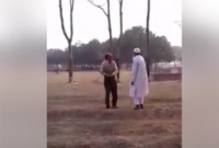 বিএনপি নেতাকে বেধড়ক পেটালেন আ’লীগ নেতা! ভিডিও ভাইরাল