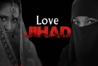 মুসলিম যুবকদের সাথে হিন্দু মেয়েদের প্রেম ঠেকাতে অভিনব পরামর্শ