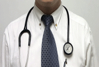 তিনি কি ডাক্তার, নাকি কসাই! রোগীর পরিবারকে মেরে ফেলার হুমকি চিকিৎসকের