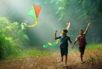 বন্ধু হৃদয়ে রাখিস মোরে