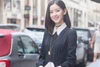 সবচেয়ে কম বয়সী বিলিয়নিয়ার তরুণী