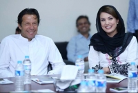 ইমরান খানের ৩য় বিয়ের পর বেরিয়ে আসছে একের পর এক বিস্ফোরক তথ্য! ইমরান খানের ৩য় বিয়ের পর বেরিয়ে আসছে একের পর এক বিস্ফোরক তথ্য!