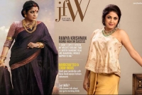 খোলামেলা পোশাকে রাজমাতা ‘শিবগামী’, নতুন লুকে ধরা দিলেন রামাইয়া