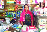 অপরাজিতা মুদি দোকানি রত্নার ঘরে চার ‘রত্ন’!